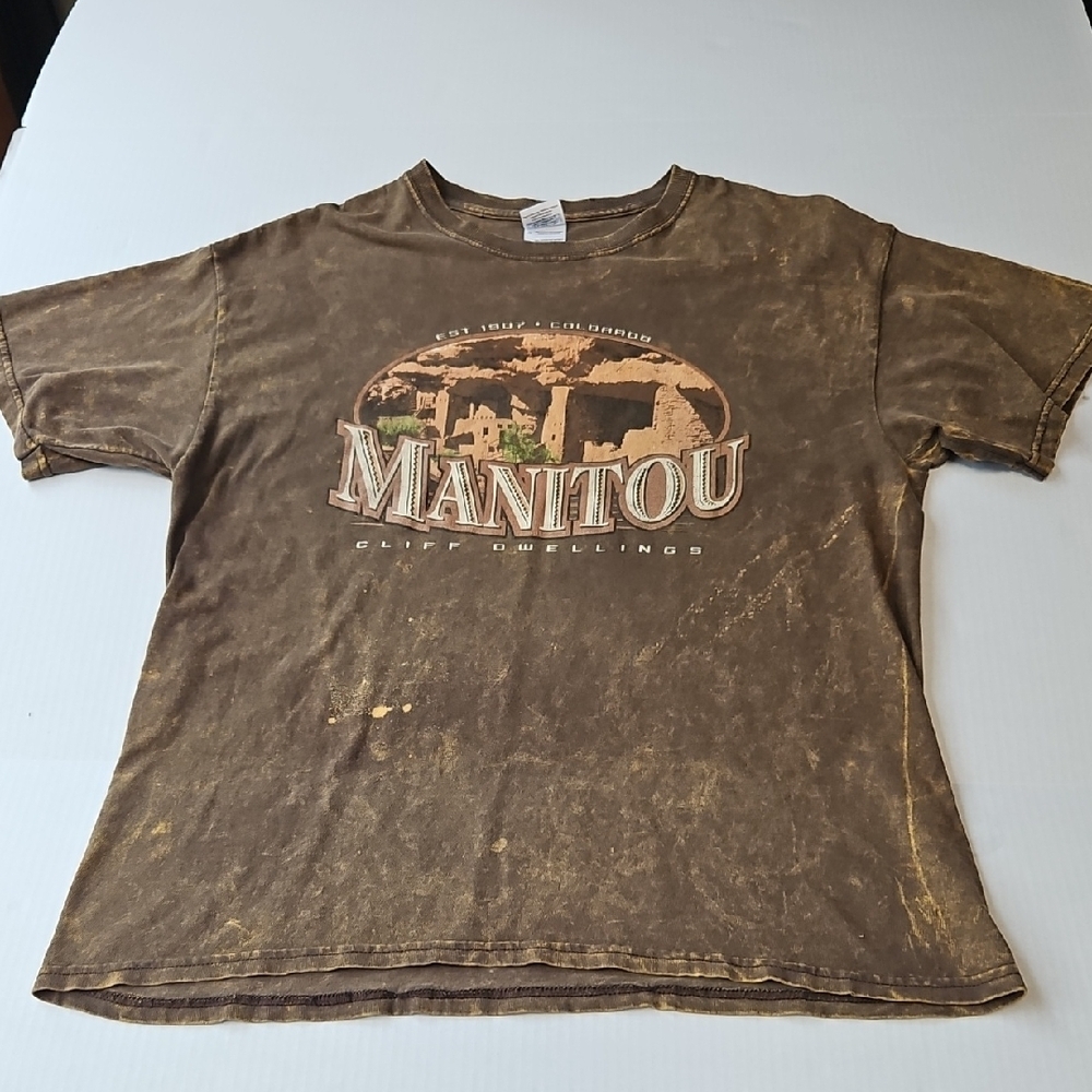 Manitou Colorado Distressed Acid Wash Tee Brown Size Large